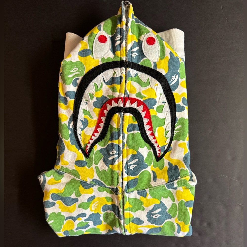 BAPE 2008 Limited edition Shark hoodie in blue/yellow/green ABC camouflage. S